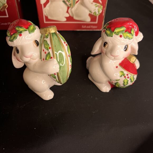 FItz and Floyd Christmas Bunny Blooms 3 Pieces Set Cookie Plate & Salt Pepper - Picture 3 of 14
